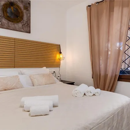 Ultra2beach Apartment