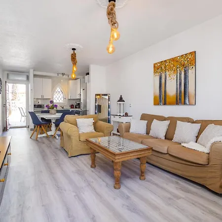 Apartment Ultra2beach *
